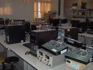 單晶片實習工場